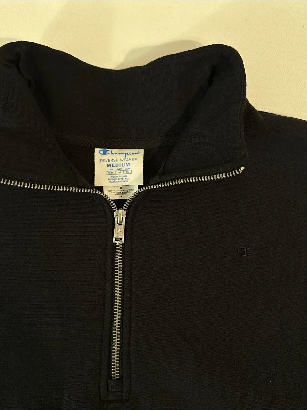 CHAMPION - MENS - HALF ZIP BLACK SWEATER